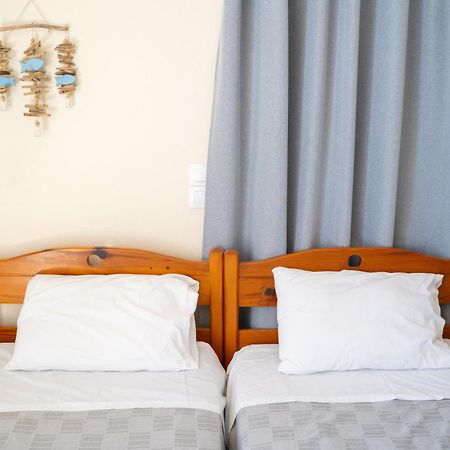 Nefeli Rooms Agia Marina Zewnętrze zdjęcie