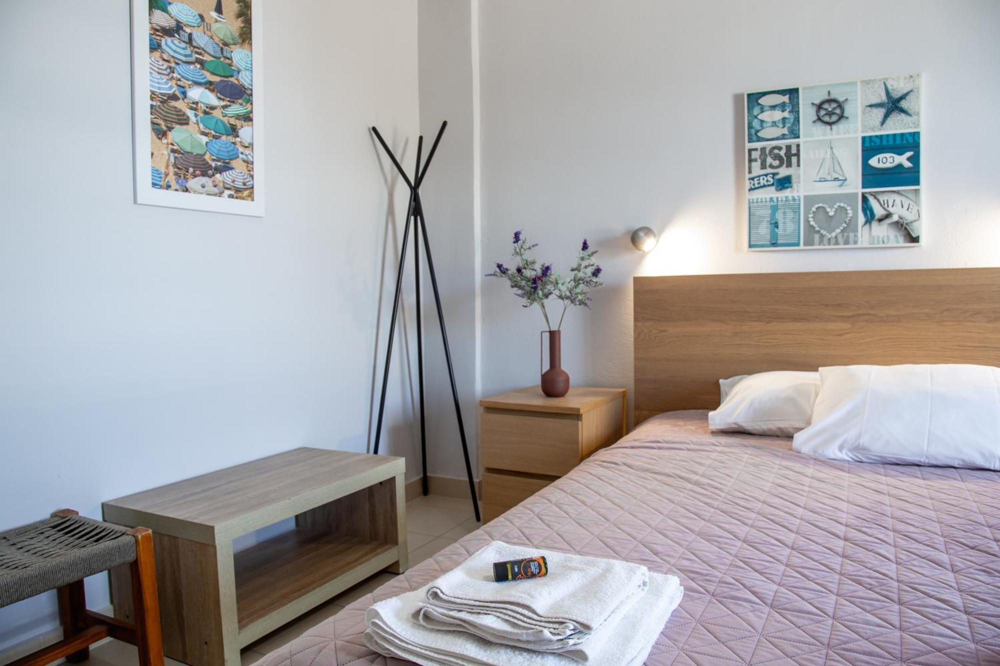 Nefeli Rooms Agia Marina Zewnętrze zdjęcie