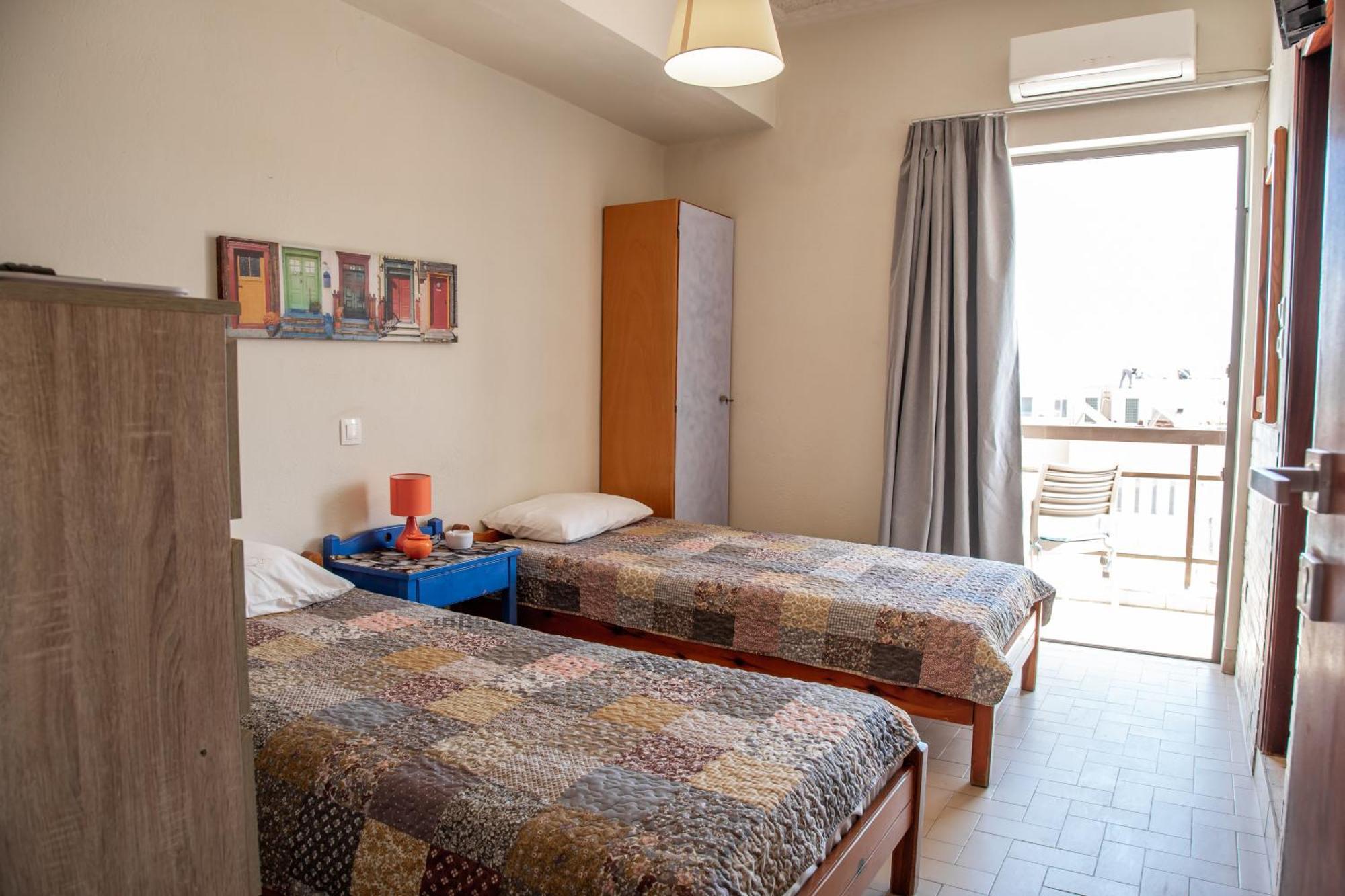 Nefeli Rooms Agia Marina Zewnętrze zdjęcie