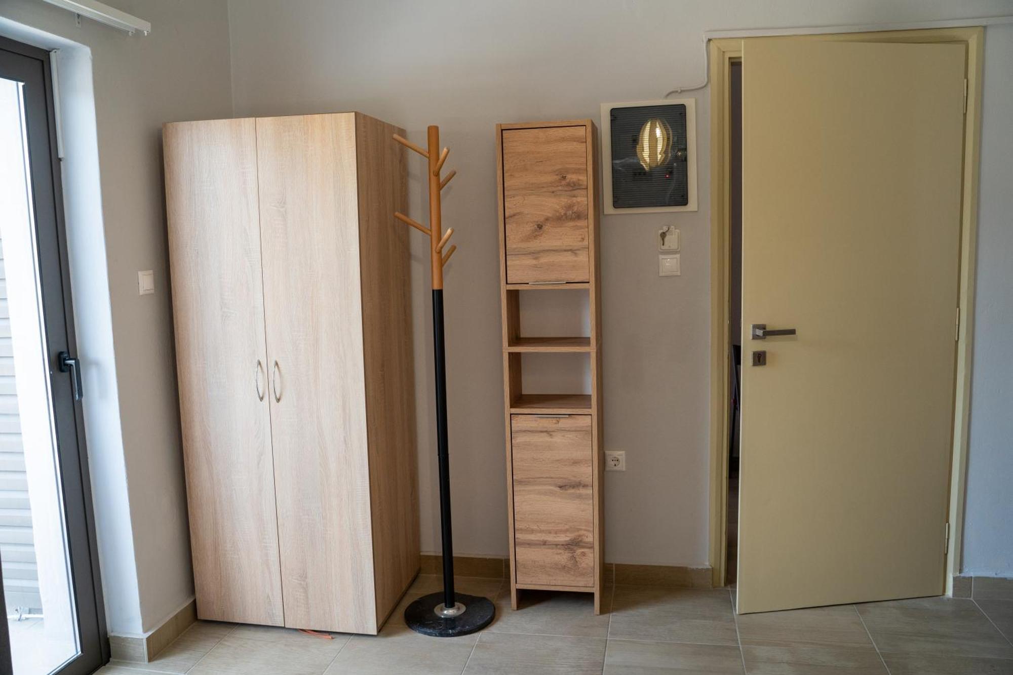 Nefeli Rooms Agia Marina Zewnętrze zdjęcie